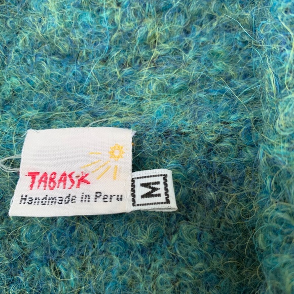 Tabask handmade peruvian alpaca single button cardigan. Size Medium. - Picture 2 of 5